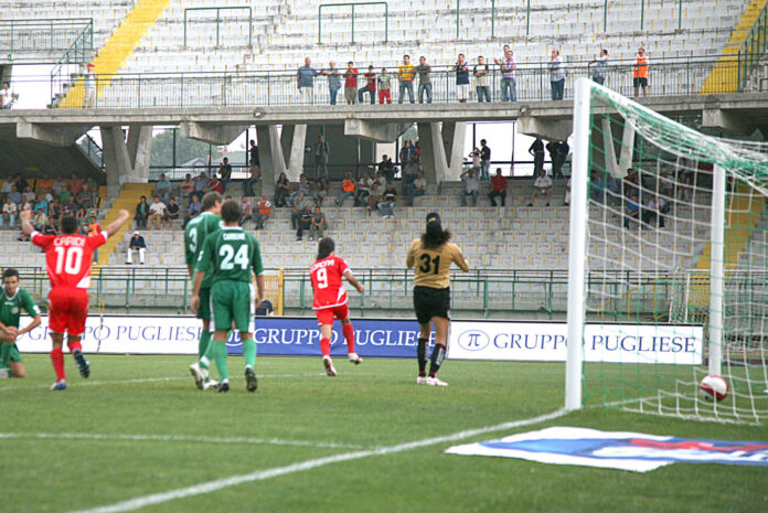 AVE-MA-GOL-CORONA1_3713353