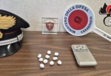 Prende a pugni un carabiniere e nasconde cocaina: arrestato a Castiglione un 37enne