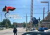Abbatte una sbarra del passaggio a livello e se ne va: rintracciato e denunciato dai carabinieri