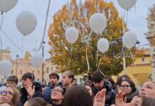 Gli amici e tutto il paese di Roverbella insieme per l’ultimo saluto a Ransom