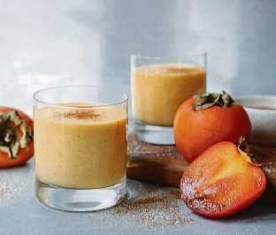 Superfood d’autunno: i cachi, un alleato per energia e bellezza