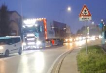 Code chilometriche, smog e altri rischi: a Casaloldo minoranza contro il nuovo semaforo