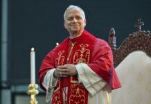 Papa Leone a Beirut “Ascoltare il grido dei poveri”