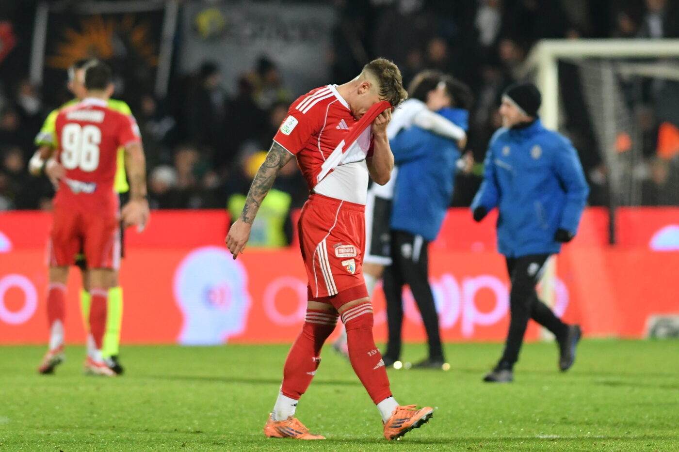 Calcio Serie B: Il Cesena rimonta 3-2 il Mantova. Ai biancorossi non basta il doppio vantaggio iniziale