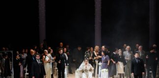 I Puritani al Ponchielli: Bellini tra fanatismi, lune fragili e un amore combattuto