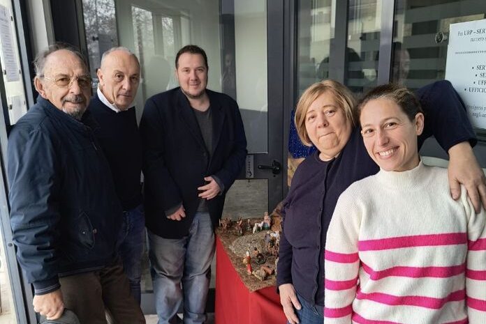 La giunta di Porto Mantovano attorno alla Natività