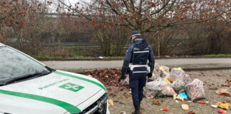 La Polizia locale di Mantova multa per abbandono rifiuti sulla Legnaghese 12 persone