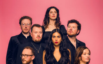 Gli auguri di Natale con “Together at Christmas!”