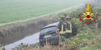 Strade basse ghiacciate: tre auto fuori strada in tre ore
