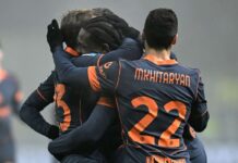 L’Inter vince 2-0 nella nebbia, Dimarco e Thuram stendono il Parma