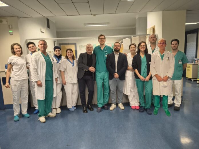 Equipe intervento chirurgia generale_3838015