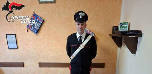 Minaccia i familiari per ottenere denaro: 25enne denunciato a Gazzuolo