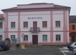 Piazza 8 Marzo, l’opposizione di San Giorgio Bigarello torna all’attacco