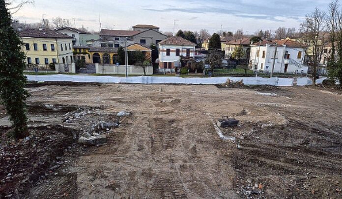 sermide e felonica demolito ex ospedale