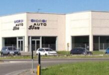 Tentato furto in concessionaria a Suzzara, ladri messi in fuga dal titolare