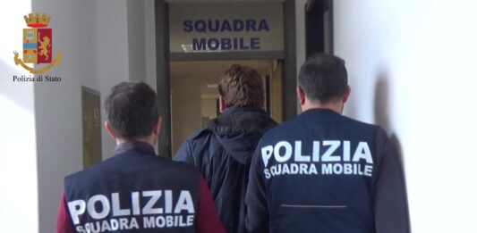 Truffa del finto carabiniere: la Squadra Mobile arresta due ladri dopo un colpo da più di 30mila euro