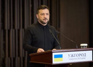 Ucraina, Zelensky “Al lavoro per ripristinare le infrastrutture colpite”