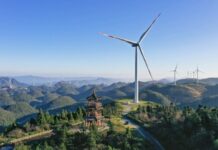 Cina, il 22% della produzione totale di elettricità da eolico e solare