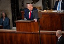 Trump, lungo discorso sullo Stato dell’Unione “Il nostro Paese è tornato”