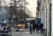 Tram deragliato a Milano, si aggrava bilancio un morto e una quarantina di feriti