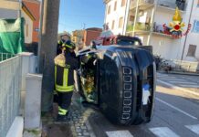Scontro fra due auto in via Grioli a Cerese: ferito un 33enne