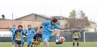 Calcio Eccellenza – Raineri: “Castellana, su la testa. Dobbiamo battere la Poggese”