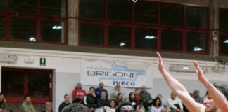 Basket Serie B Interregionale – Amica Chips, il cuore non basta. Reggio scappa nel finale (84-69)