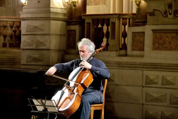 beea4b5a-51a2-4338-95e6-51bbc9ca1877