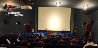 Bullismo e cyberbullismo: Carabinieri e studenti a confronto a Castiglione delle Stiviere