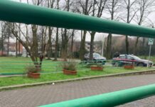 Perquisizione a sorpresa nelle aule: trovati droga e coltelli