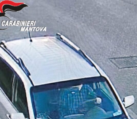 Pakistano trovato nel fosso e poi morto in ospedale: denunciato un 81enne per fuga e omicidio stradale