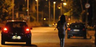 Accusato di sfruttamento della prostituzione, ma la lucciola è irreperibile