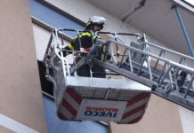 I vicini non la vedevano da giorni: 65enne trovata senza vita in casa