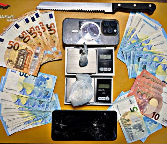 Spacciava cocaina e hashish: 16enne arrestato dai carabinieri di Porto Mantovano