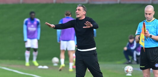 Calcio Serie B – Modesto elogia il Mantova dopo il 2-0 alla Juve Stabia: “Grande personalità”