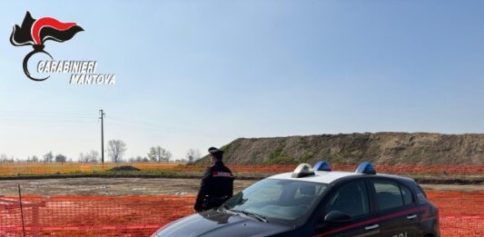 Ignoti scavano di notte in un sito archeologico a Castel Goffredo: indagano i carabinieri
