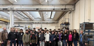 Gli studenti del Fermi in visita alla Vecchi Srl: scuola e impresa sempre più vicine