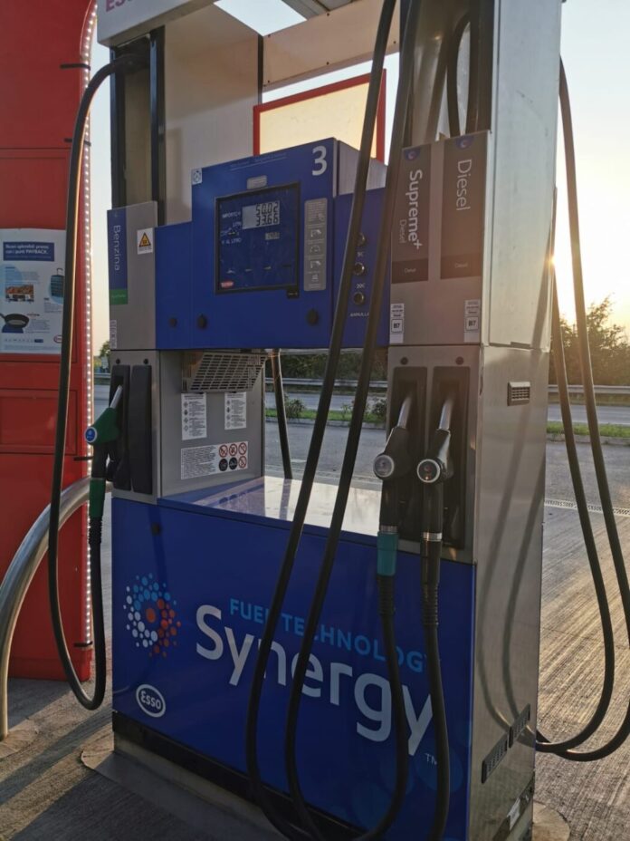 IMG-20210728-WA0004 pompa benzina