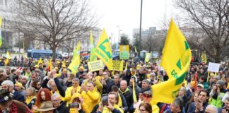 Coldiretti in piazza: “Evitare lo scacco matto all’agricoltura lombarda”
