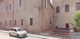 Ufficio postale di San Benedetto: la riapertura slitta a fine maggio, il Comune protesta