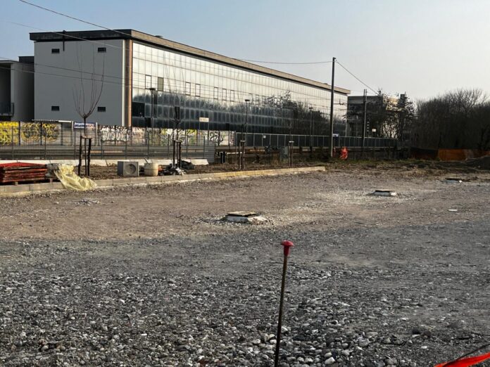 f34d638d-fdd3-442d-9067-35b861a77276_3892089