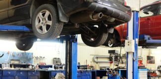 Tutti in auto ma stanno sparendo quelli che le riparano: a Mantova calo del 14,% di meccanici in 10 anni