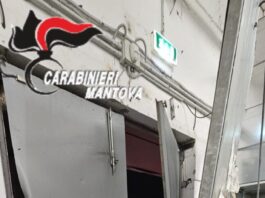 Spaccata all’Unieuro, rubati cellulari e Ipad per 60mila euro