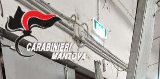 Spaccata all’Unieuro, rubati cellulari e Ipad per 60mila euro