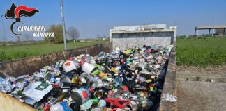 Rifiuti mal custoditi e sversamenti: 4 denunce a Sustinente