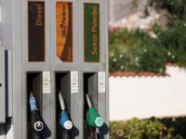 Gasolio in salita libera: ieri a Mantova 2,105 euro al litro ma con punte oltre i 2,20