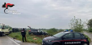 Scontro fra auto in strada Pozzolo: due in ospedale