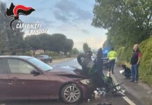 Scontro tra auto e moto in via Mazzini: 34enne trasportato a Brescia