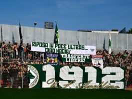 L’omaggio a Macia dalla Curva Te e anche dagli ultras dell’Avellino