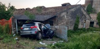 Scontro all’incrocio maledetto: muore una 67enne a Moglia